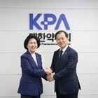 이형훈 신임 보건복지부 제2차관, 대한약사회 방문