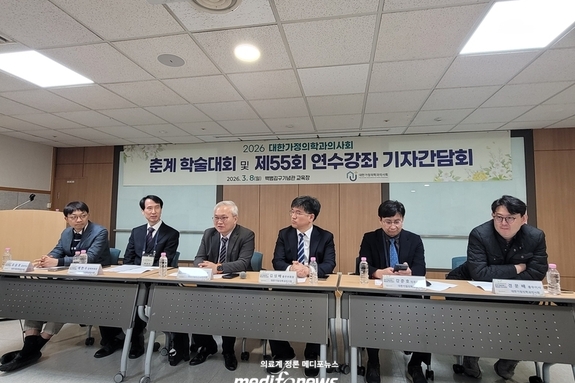 “통합돌봄, ‘의료’가 중심 돼야”…의료적 평가∙관리 강조