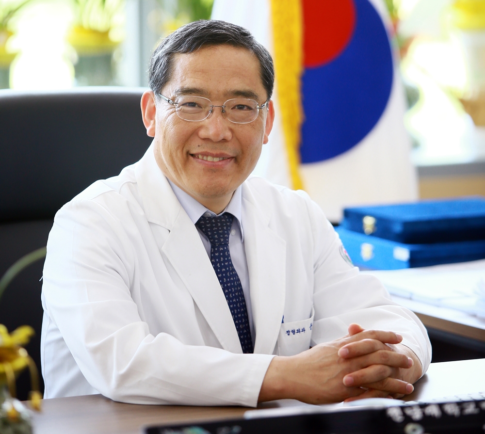 메디포뉴스 전남대병원 윤택림 병원장, 사회공헌대축전 대상 수상