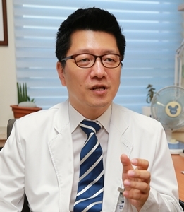이승훈 초대원장