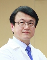 김용욱 교수