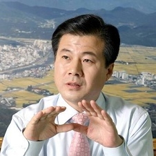 강석진 자유한국당 의원