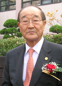 이호왕 명예교수