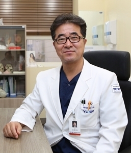 김용하 교수