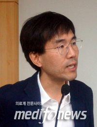 정형준 정책국장