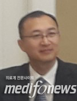 김봉석 교수