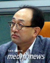 정통령 보험급여과장
