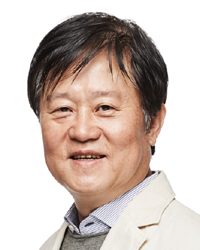 김동욱 교수