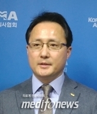 조인성 전 회장