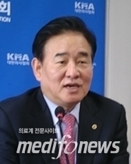 임수흠 후보