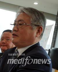 김용익 이사장