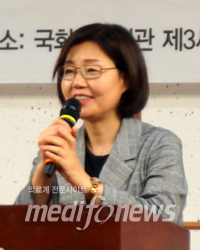 나순자 위원장
