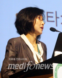 장윤실 교수