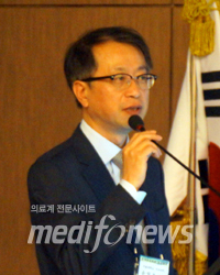 윤영호 이사장