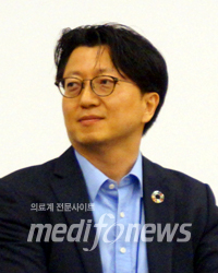 송인한 교수