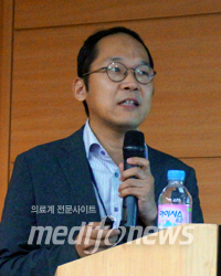 김탁 교수