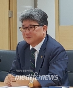 대한의사협회 강대식 단장