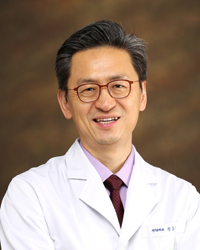 정홍근 교수