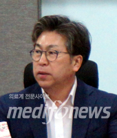 국립암센터 김영우 교수
