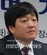원영석 총무이사