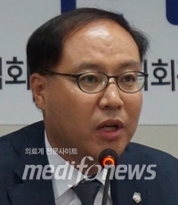 박복환 법제이사