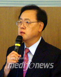 이명수 보건복지위원장