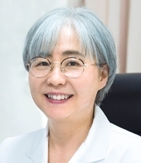 이은소 교수