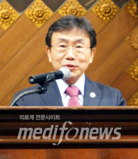 보건복지부 권덕철 차관