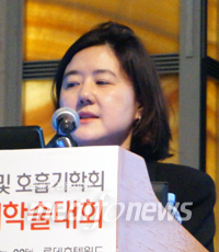 장윤정 암관리사업부장