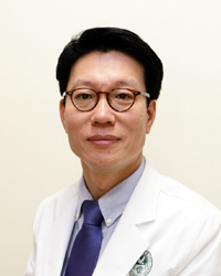 편욱범 교수
