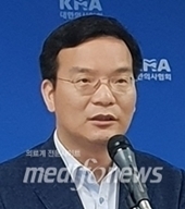 이경원 섭외이사