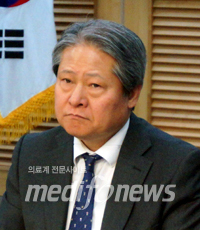 서진수 보험위원장