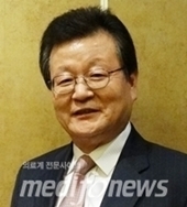 이충훈 간선제 대한산부인과의사회 회장