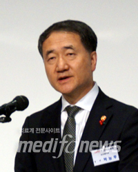 박능후 장관