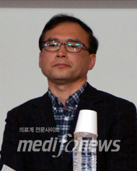 김동현 사무관
