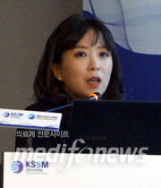김혜윤 교수