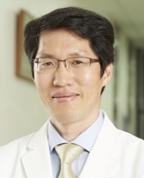 박래웅 교수