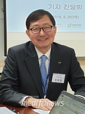 추무진 이사장