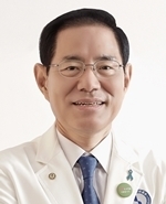 유희석 아주대학교 의무부총장 겸 의료원장