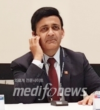 Humayun Chaudhry 사무총장