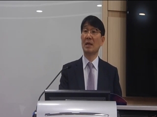 통일보건의료학회 김신곤 이사장. 고려대의료원 유튜브 방송 캡처.