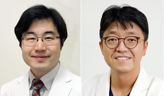 (왼쪽부터) 정규성, 하정구 교수.
