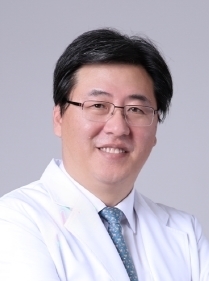 김덕용 대한재활의학회 신임 이사장.