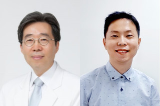 (왼쪽부터) 배상철, 김광우 교수.
