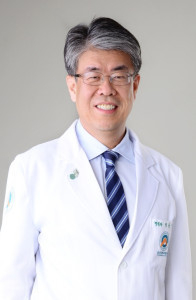정융기 병원장.