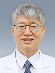 칠곡경북대병원 신임 권태균 병원장.