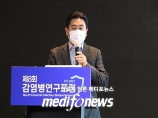 이정민 과장.