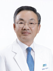 이문수 병원장.