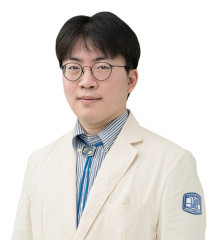 윤창익 교수.