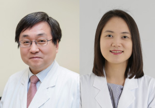 (왼쪽부터) 조흥준, 강서영 교수.